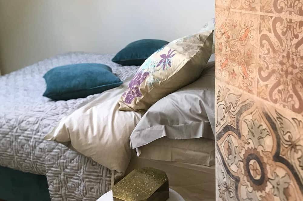 Entire apartment, Perfect 1-bedroom apt with Ac in enchanting Roquebrune few meters From Monaco in Roquebrune-Cap-Martin, Nice region