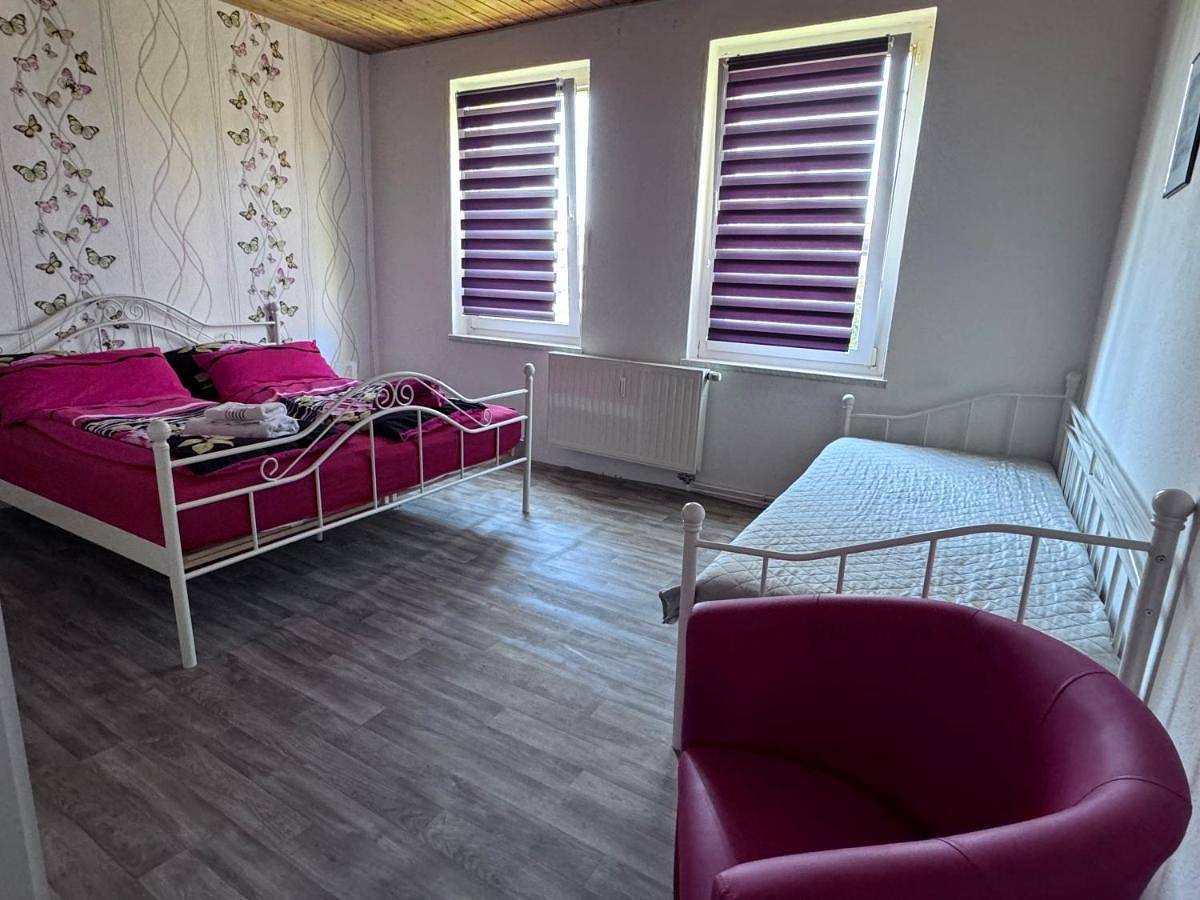Ganze Wohnung, Ferienwohnung zwischen Dresden und Sächsischer Schweiz in Heidenau, Elbsandsteingebirge