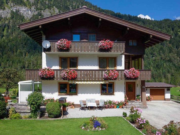 Ferienwohnung für 2 Personen, mit Balkon in Eben am Achensee