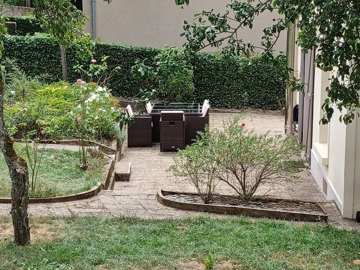 Location de vacances pour 10 personnes, avec jardin et vue à Sancerre - 3