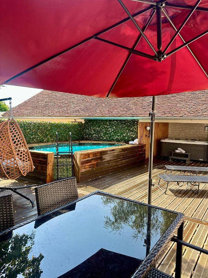 Maison de vacances pour 6 personnes, avec terrasse et jacuzzi