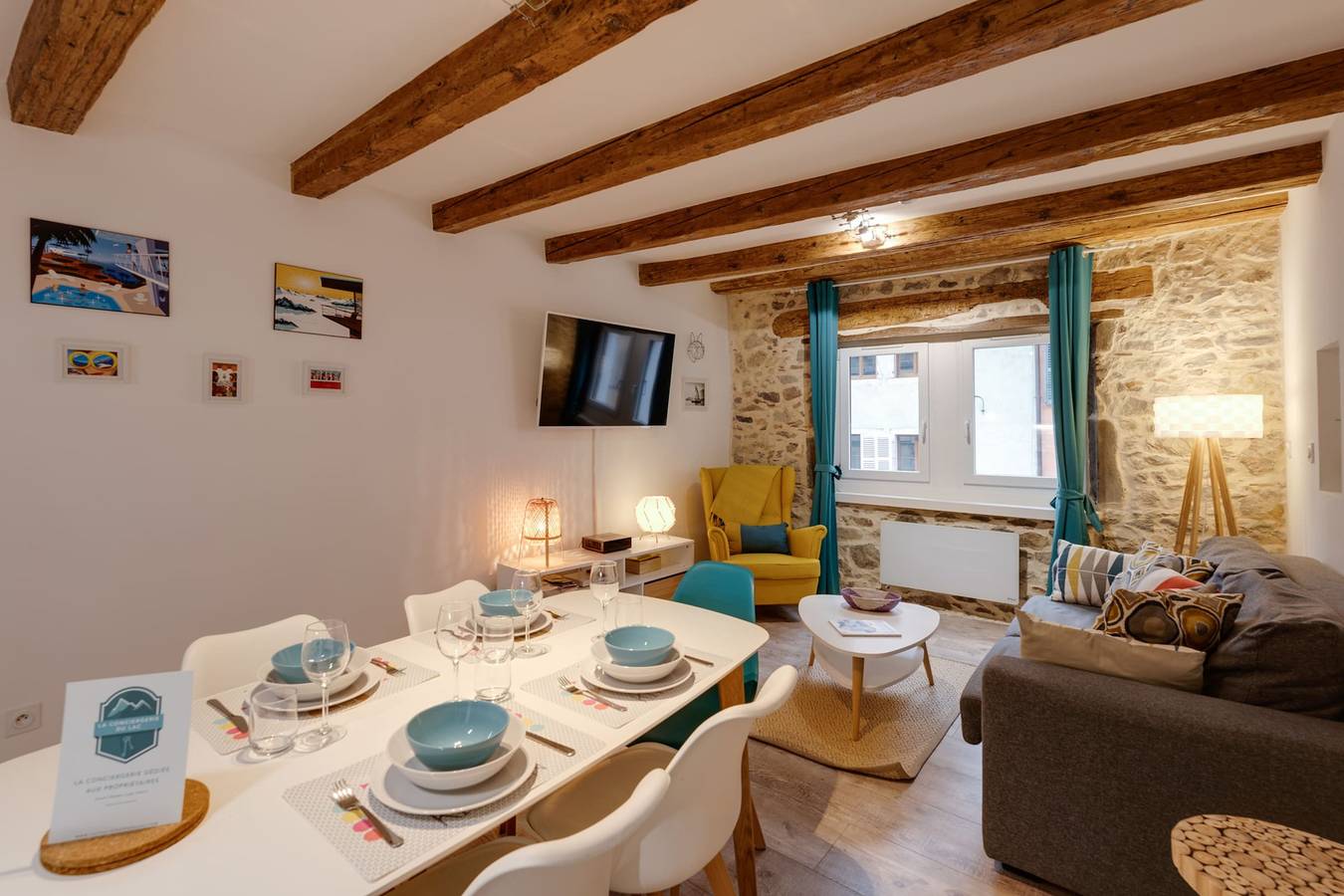 Entire apartment, 🎖Le Paquier 9 ⭐⭐⭐ The charm in the heart of the Old Town 150m from the Lake in Annecy, Annecy (commune)