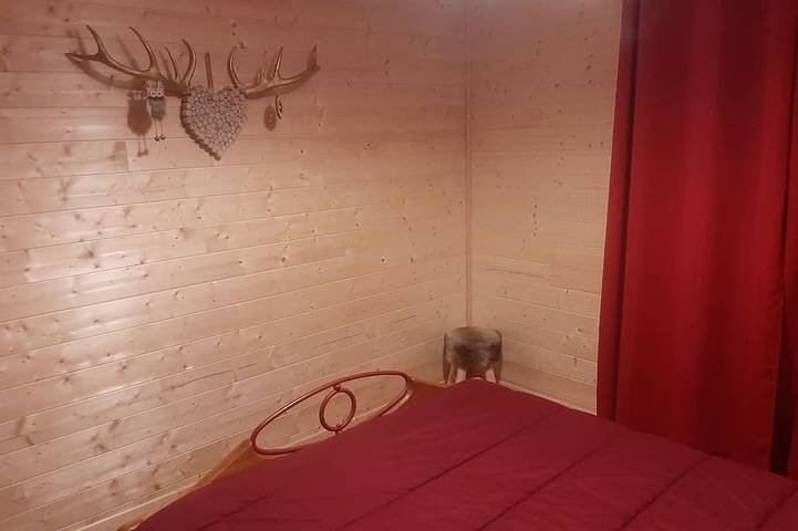 Gîte pour 6 personnes, avec balcon et jardin à La Llagonne - 4