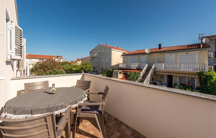 Ferienwohnung für 8 Personen, mit Garten und Terrasse in Vrsi - 2