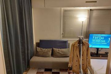 Gîte pour 2 personnes, avec piscine et jardin à Maisons-Alfort
