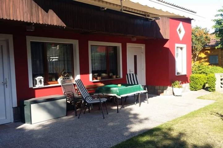 Bungalow für 4 Personen, mit Garten