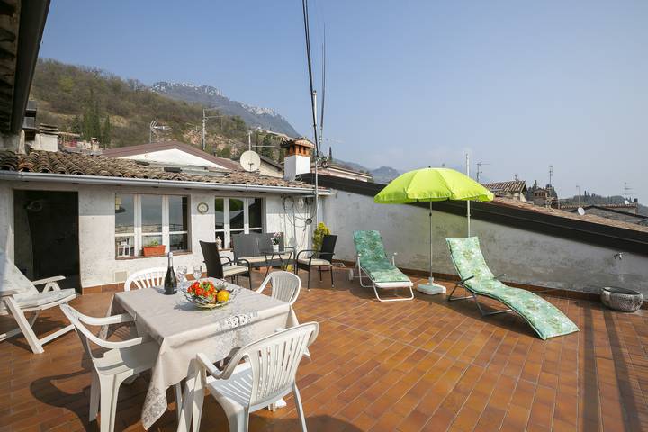 Ferienhaus für 6 Personen, mit Seeblick und Terrasse in Toscolano-Maderno