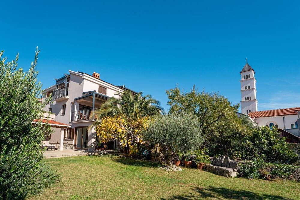 Appartamento vacanze a Kvarn a partire da 94€ a notte