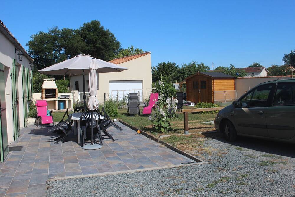 Appartement entier, Apt 2 à 4 pers. logement classé, offrant l'essentiel pour un séjour confortable in Surgères, Région de Rochefort