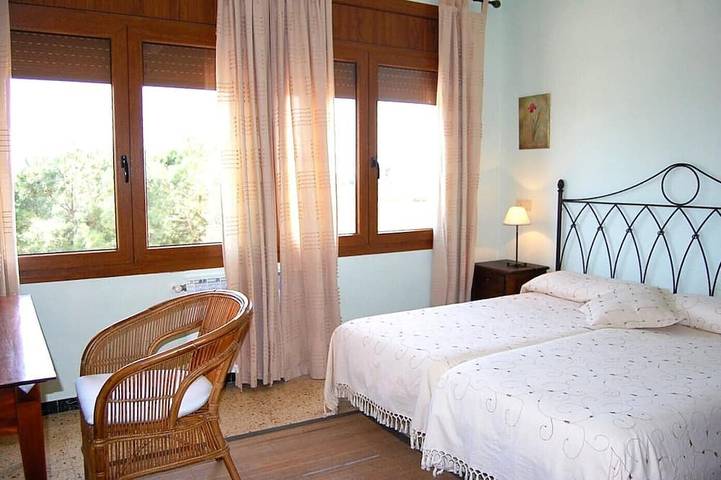 Villa für 28 Personen, mit Garten und Whirlpool an der Costa Dorada - 3