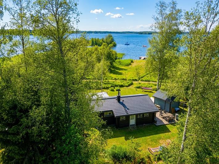 Ferienhaus für 4 Personen, mit Terrasse und Garten sowie Seeblick - 1