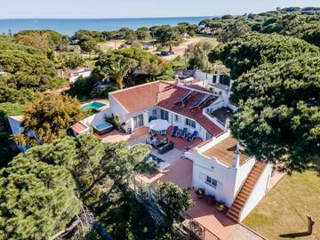 Villa für 12 Personen, mit Whirlpool und Garten an der Algarve