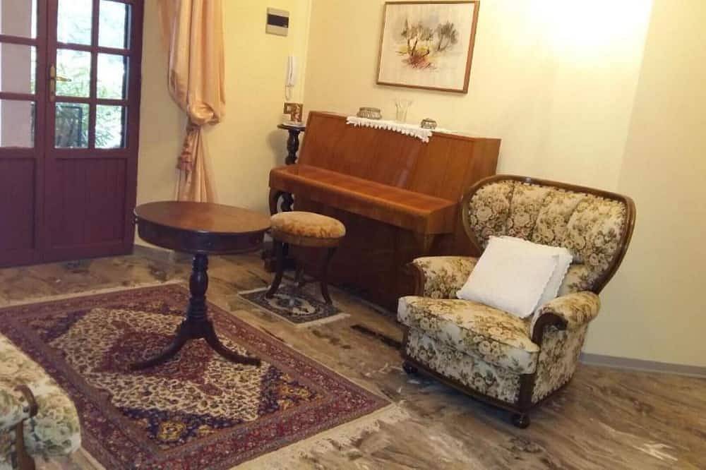 Ganze Wohnung, Villa Anna Studio apartment with separate entrance in Osimo, Ancona Provinz