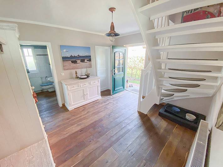 Ferienhaus für 5 Personen, mit Terrasse und Garten in Neuenkirchen (Rügen) - 4