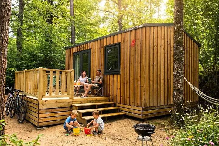 Gîte pour 4 personnes, avec terrasse et piscine, animaux acceptés