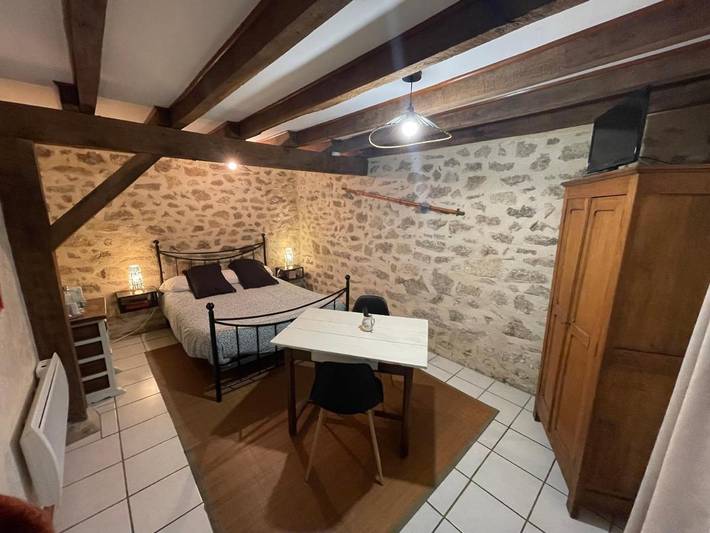 Chambre d’hôte pour 2 personnes, avec jardin et bassin pour enfant ainsi que piscine et vue, animaux acceptés dans la Creuse - 3