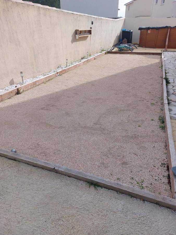 Location de vacances pour 7 personnes, avec piscine et terrasse à Redessan - 4