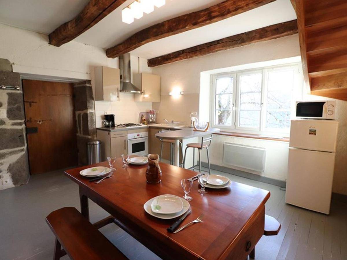 Holiday Home in Mandailles-Saint-Julien, Région d'Aurillac