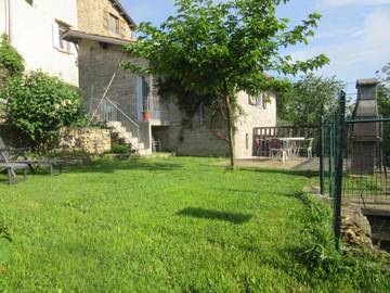 Gîte pour 4 personnes, avec jardin et vue à Fabras