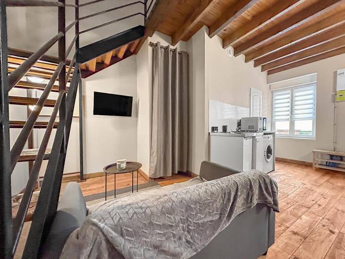 Gîte pour 2 personnes, avec terrasse à Coulanges-lès-Nevers
