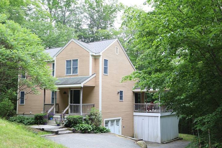 Vacation rental for 8 people, with pool and terrace in Lincoln (NH)