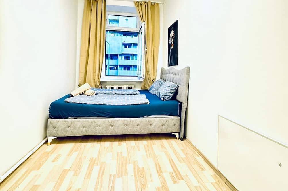 Ganze Wohnung, Cozy Private Room | Shared Flat Near Fac Platz in Floridsdorf, Wien