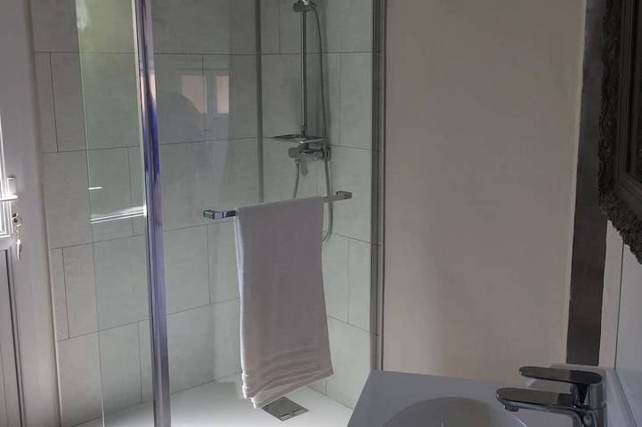 Gîte pour 2 personnes, avec terrasse et jardin à Jonquerettes - 3