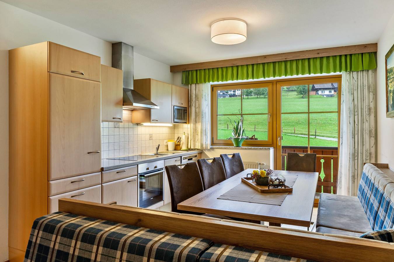 Ganze Wohnung, Ferienwohnung 'Haus Unterrain' mit Bergblick, Terrasse und Wlan in Sankt Veit im Pongau, Ski Amadé