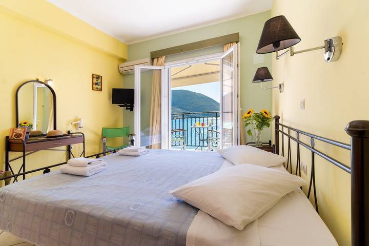 Entire apartment, Holiday Apartment 'Apostolos Apartment 1' Next to Beach with Wi-Fi in Vasiliki, Greece