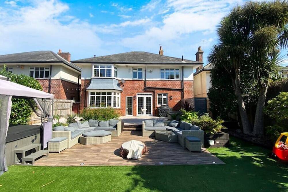 Casa vacanza a Bournemouth a partire da 558€ a notte