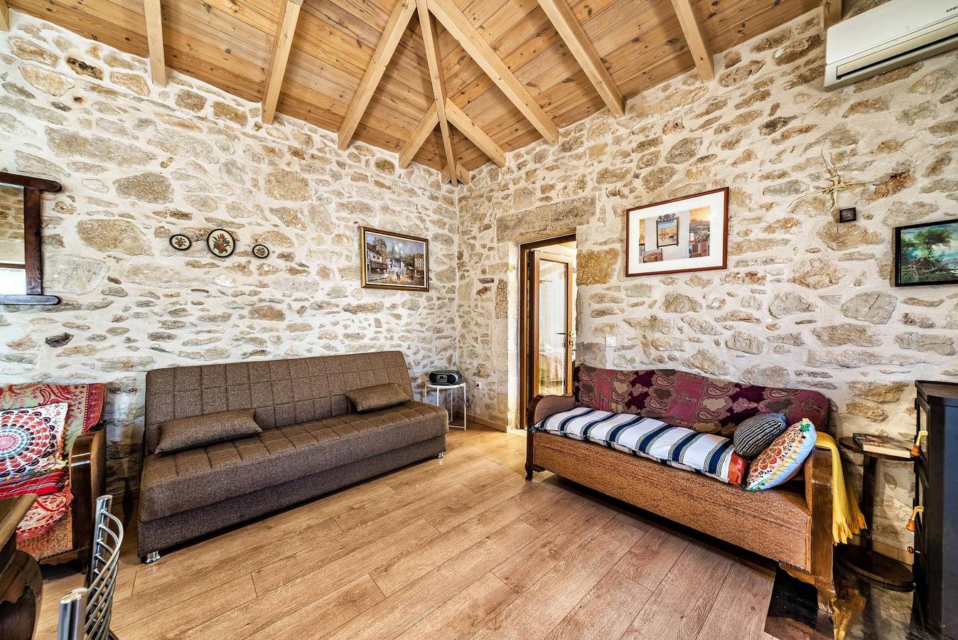 Ganze Wohnung, Ferienwohnung für 3 Personen mit Terrasse in Iraklio-Heraklion und Umgebung