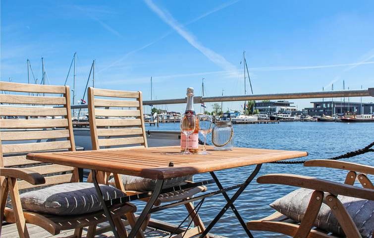 Hausboot für 4 Personen mit Terrasse in Aalsmeer, Groene Hart