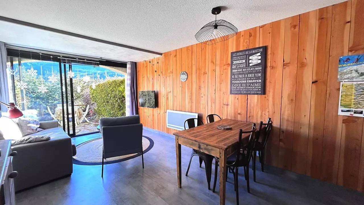Ganzes Studio, Schönes Studio 4 Personen mit Bergecke und privatem Garten. in Vallouise, Nationalpark Écrins