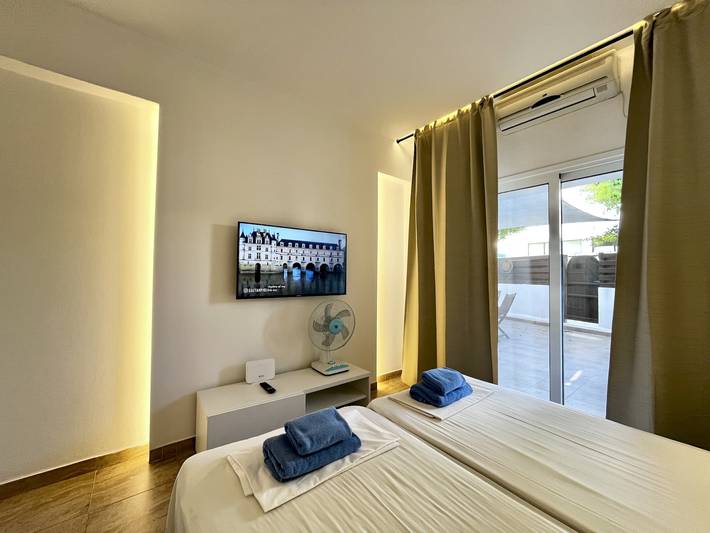 Entire apartment, 72 An - Stay Napa Velvet in Ayia Napa, South Cyprus