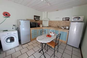 Agriturismo pour 4 Personnes dans Saint-Pierre-de-Buzet, Région de Nérac, Photo 3