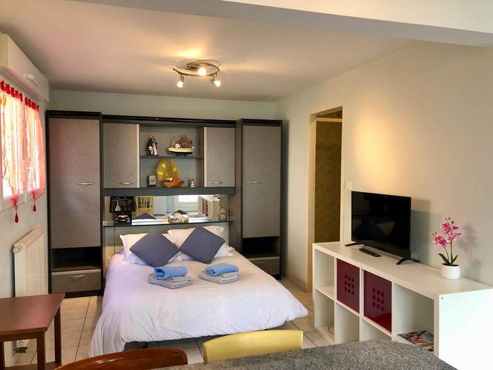 Gîte pour 2 personnes, avec Jardin à Luc-la-Primaube - 2