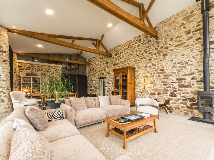 Gîte charmant entre Nantes et la mer avec jacuzzi, jardin et vélos in Port-Saint-Père, Région de Nantes