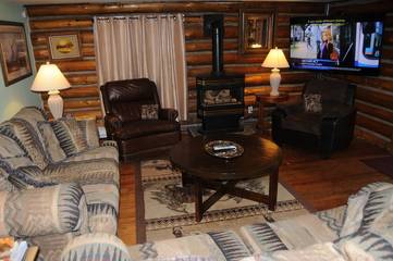 Vacation House for 8 Guests in West Yellowstone, Custer Gallatin National Forest, Picture 1