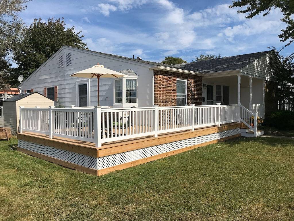 Wunderschönes Eckgrundstück mit gemütlicher Strandatmosphäre. in Cape May, Cape May County