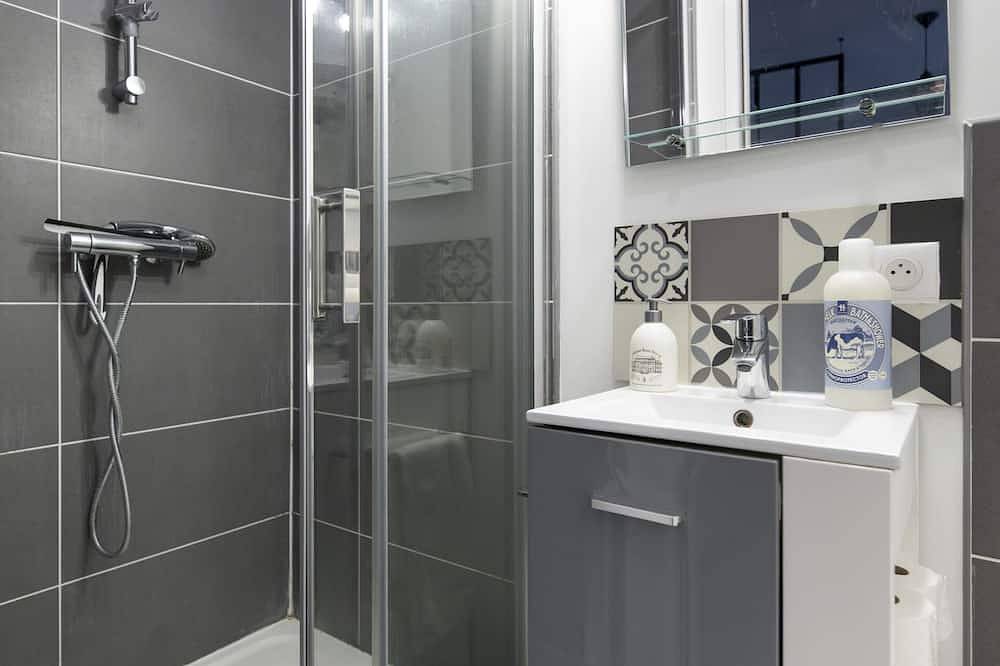 Entire apartment, Charming studio city center quiet near train stati in Thionville, Moselle