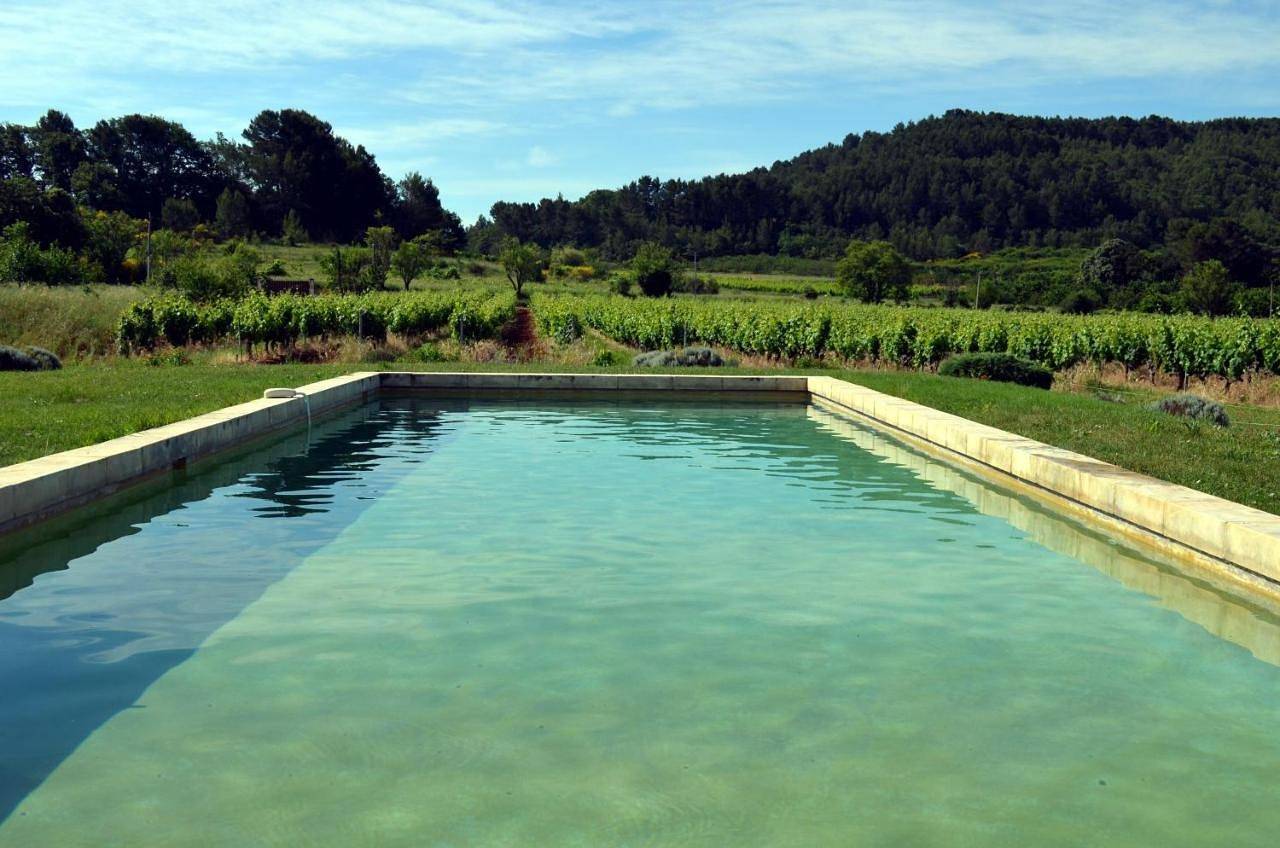 Le Mas Perréal in Saint-Saturnin-lès-Apt, Parc naturel régional du Luberon