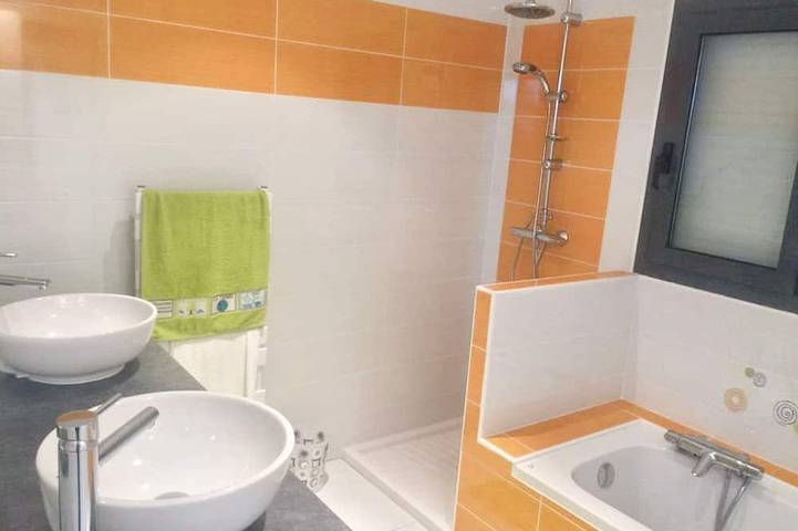 Gîte pour 4 personnes, avec jardin dans Plage du Port Morvan - 4