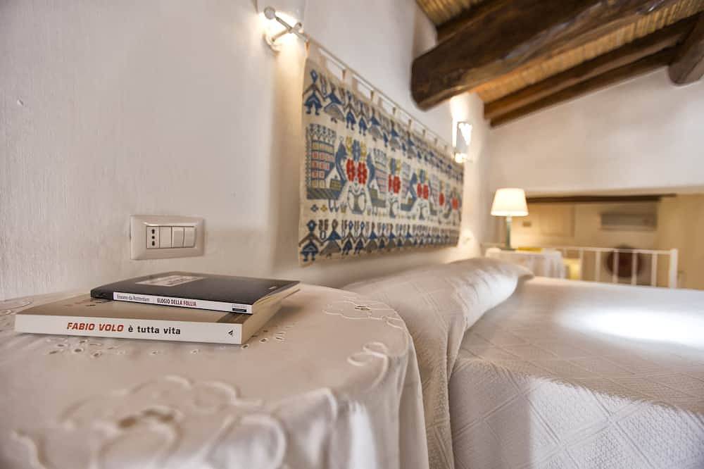 Casas de piedra antiguas - \"Domu Luscenti\" in Baunei, Provincia de Ogliastra