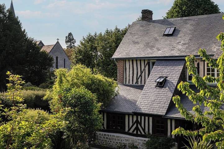 Gîte pour 10 personnes, animaux acceptés à Barneville-la-Bertran