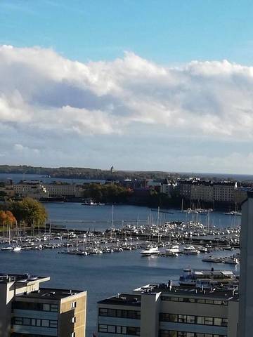 Gîte pour 8 personnes, avec vue ainsi que sauna et balcon, animaux acceptés à Helsinki