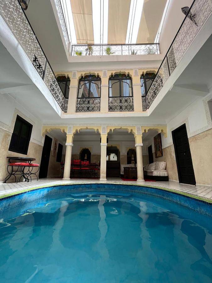 Maison d’hôte pour 2 personnes, avec terrasse et piscine à Marrakech