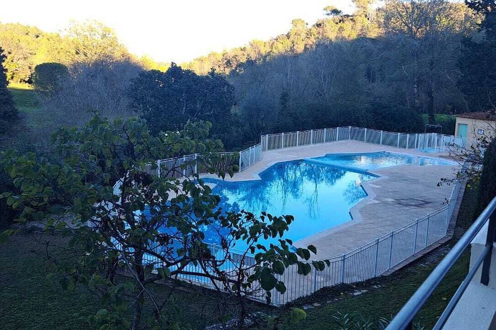 Hel leilighet, Location Saisonnière Appartement T2 au Coeur du Victoria Golf Club Valbonne in Valbonne, Cannesregionen