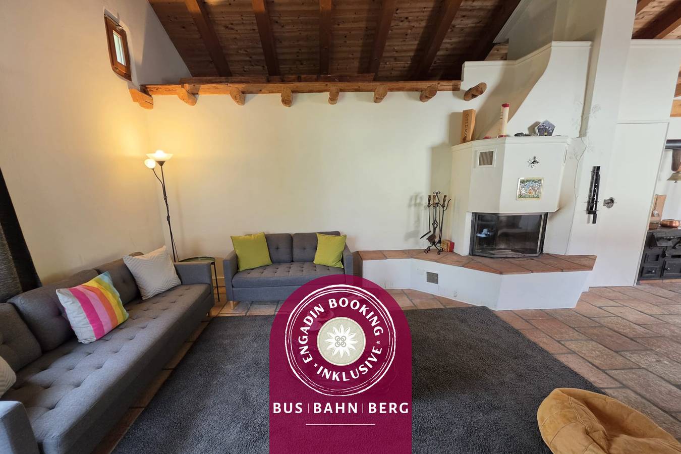 Ganze Wohnung, Chasa La Tschuffa: Exklusives Haus mit 4.5-Zimmer Maisonette am Fusse des Schloss Tarasp in Tarasp, Unterengadin