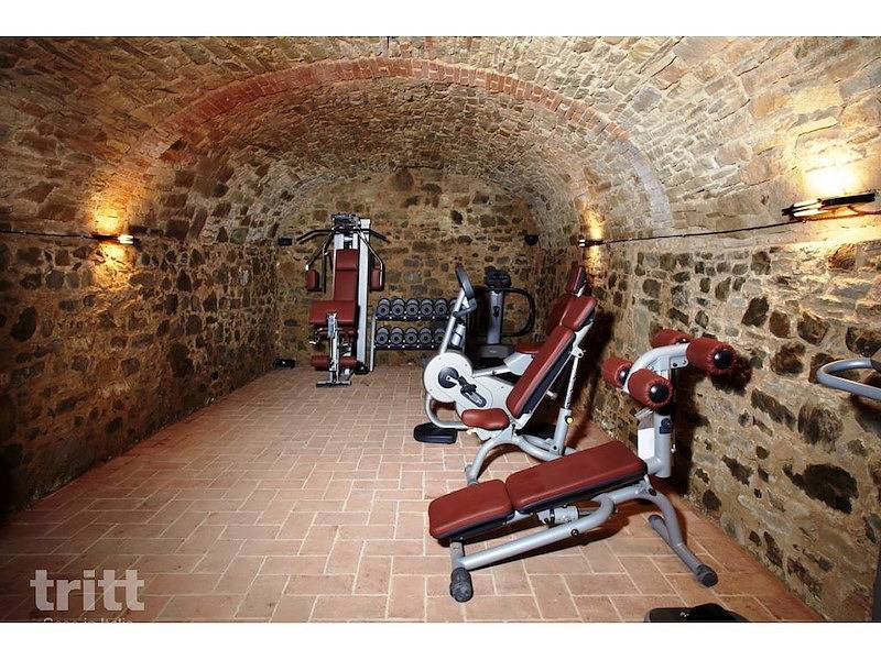 Tritt — Wunderschönes Apartment für 6 Personen in Carmignano inmitten der Weinberge in Carmignano, Prato Provinz