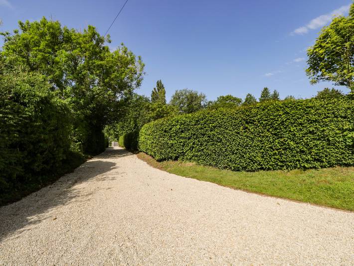 Gîte pour 8 personnes avec jardin in Wiltshire